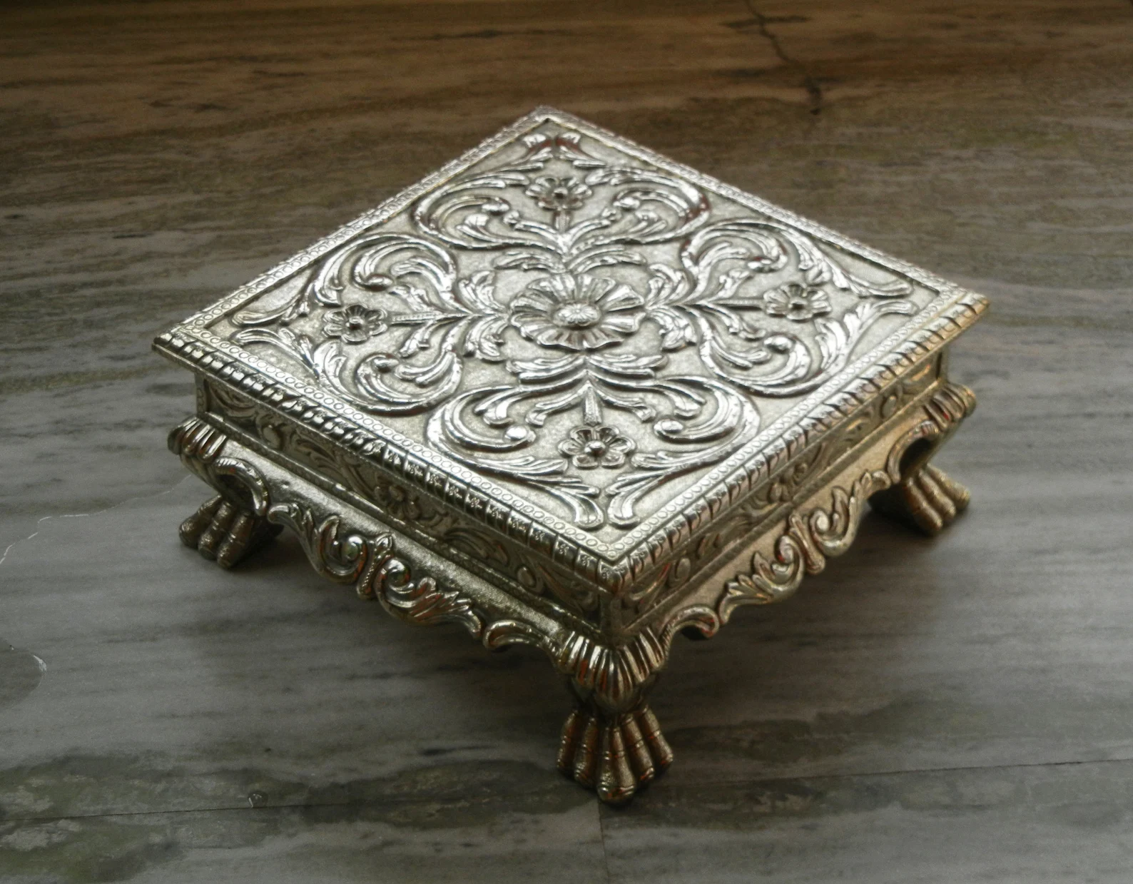 Wooden Hand-carved Bajot